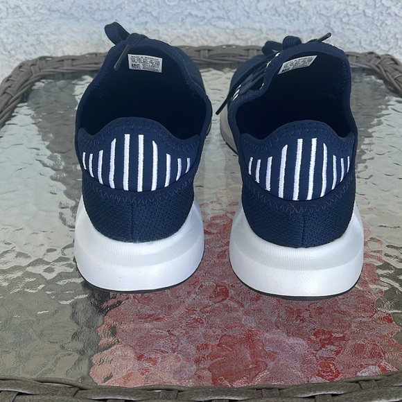 Adidas Swift Run X Men’s size 12. Worn once, Excellent condition - Picture 4 of 5